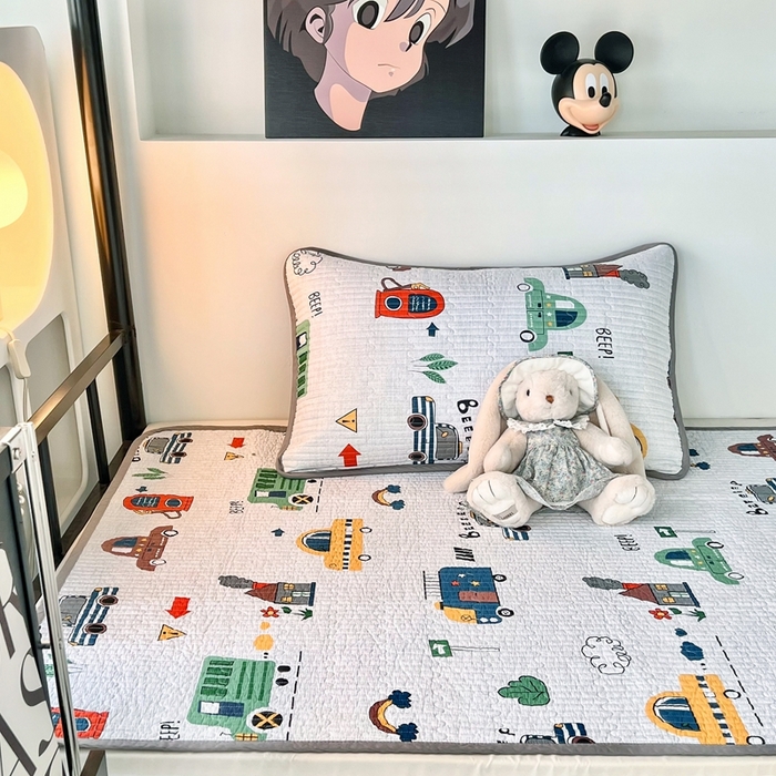 91家纺网 家纺一手货源 找家纺 茉夕家纺 2025新款双面纯棉学生宿舍床盖系列 小汽车