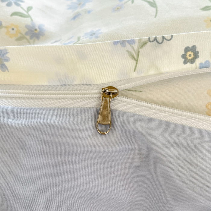 91家纺网 家纺一手货源 找家纺 莱通家纺 2025新款12868学生宿舍三件套 旧书折痕