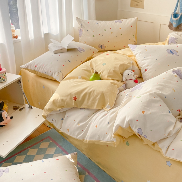 91家纺网 家纺一手货源 找家纺 首尔家纺 2025新款学生季全棉跑量款四件套系列卡通小清新AB版学生三件套 彩点小象