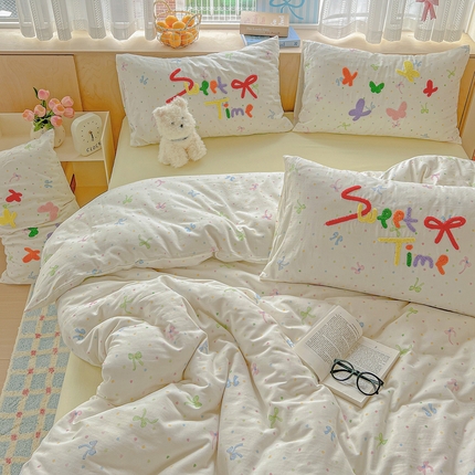 91家纺网 家纺一手货源 找家纺 （总）静家居-简约原创家纺 2025新款A类全棉双层纱sweet毛巾绣四件套