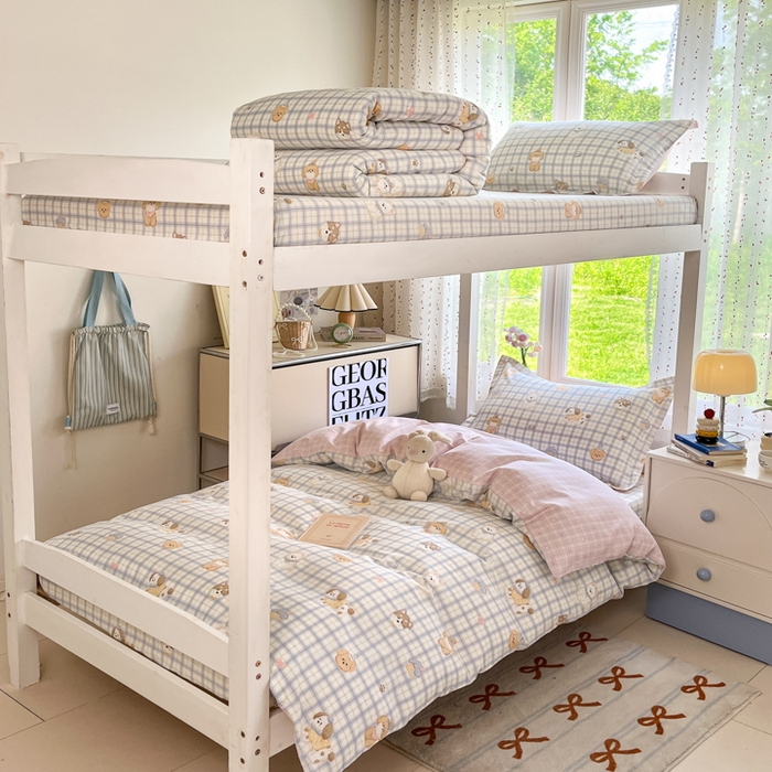 91家纺网 家纺一手货源 找家纺 莱通家纺 2025新款12868学生宿舍三件套 童年趣事