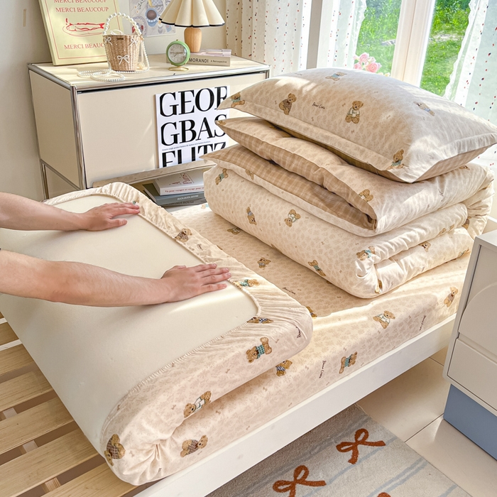 91家纺网 家纺一手货源 找家纺 莱通家纺 2025新款12868学生宿舍三件套 果酱电台