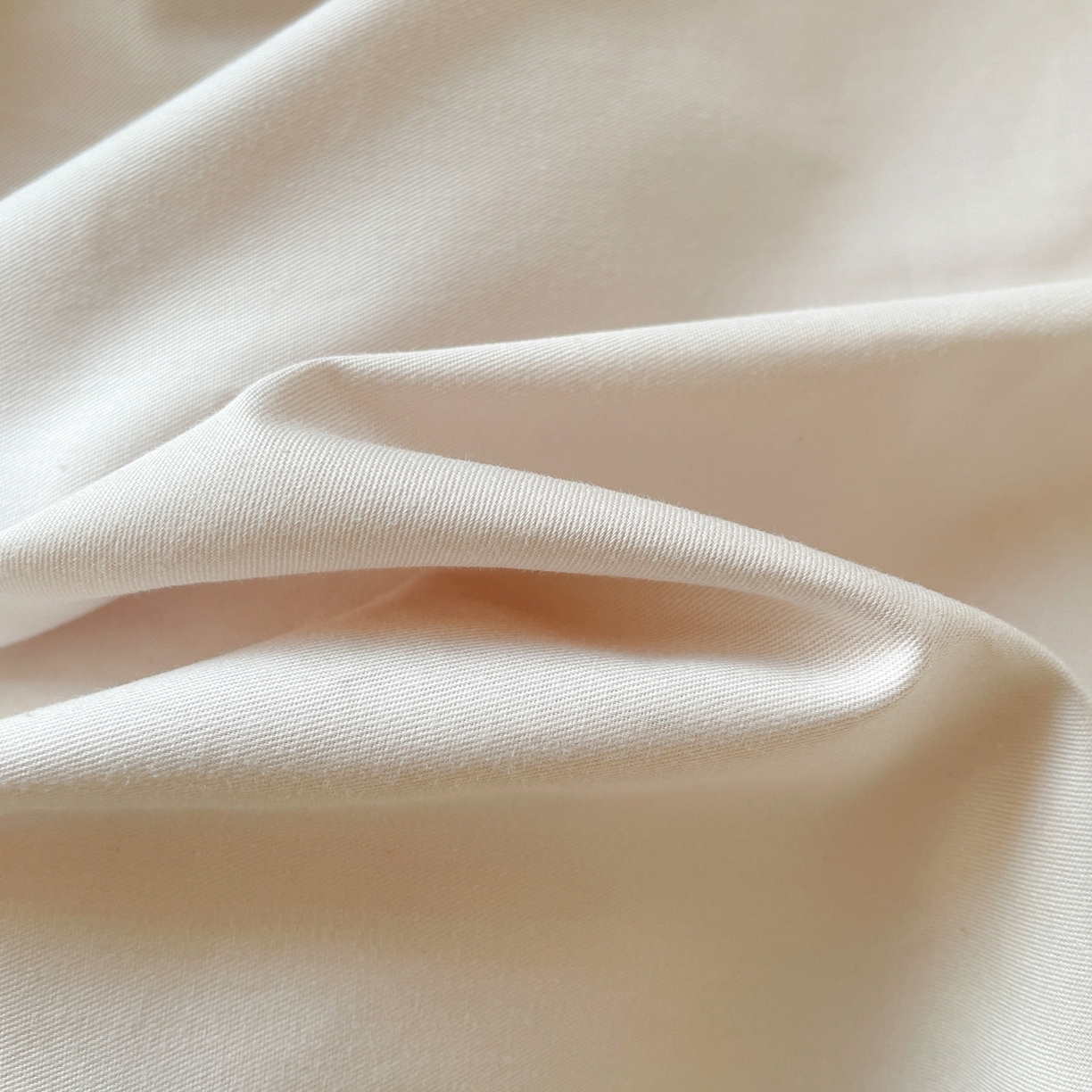 91家纺网 家纺一手货源 找家纺 恩泽家纺 2025新款全棉双拼学生宿舍三件套 米灰色