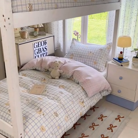 91家纺网 家纺一手货源 找家纺 莱通家纺 2025新款12868学生宿舍三件套 童年趣事