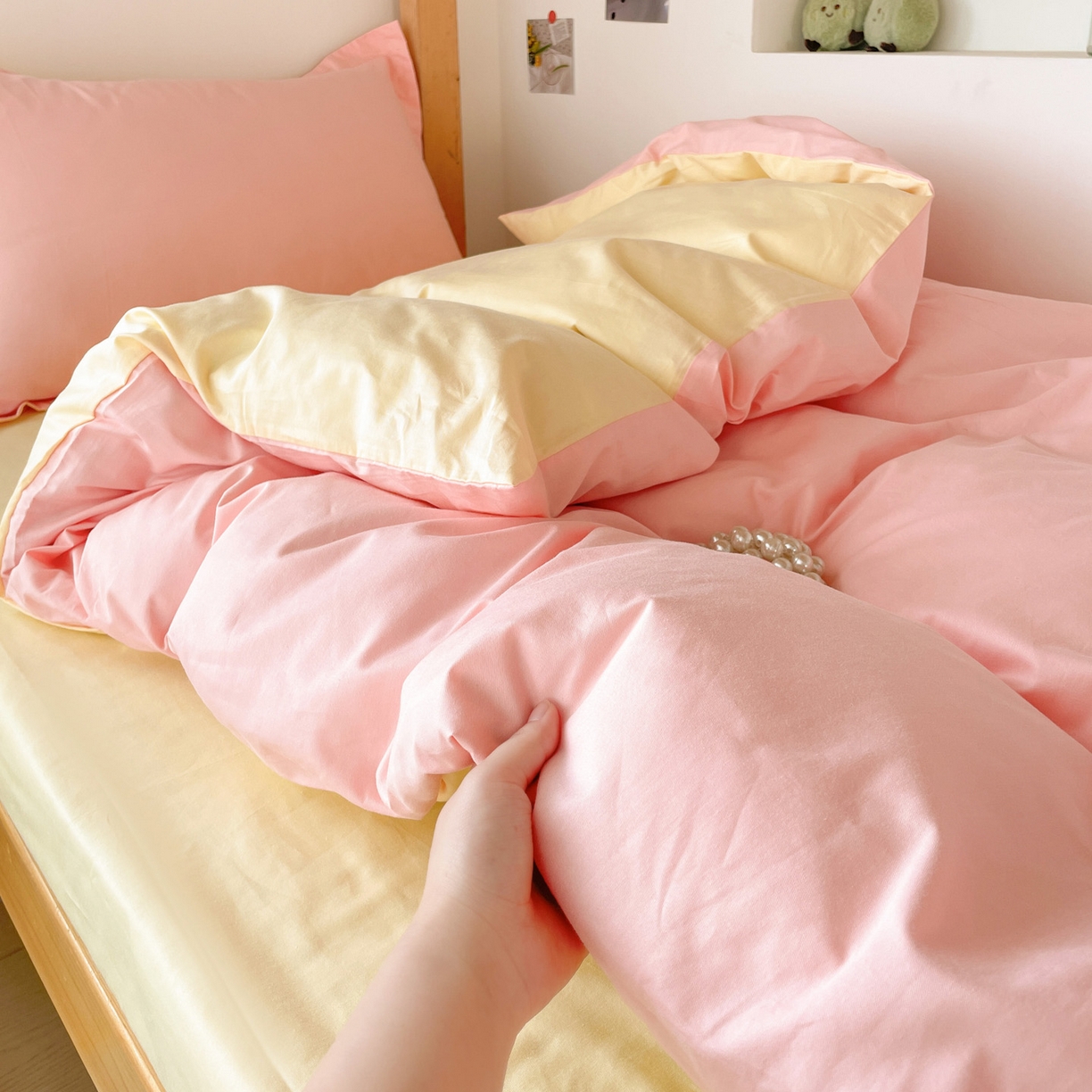 91家纺网 家纺一手货源 找家纺 恩泽家纺 2025新款全棉双拼学生宿舍三件套 玉色+鹅黄