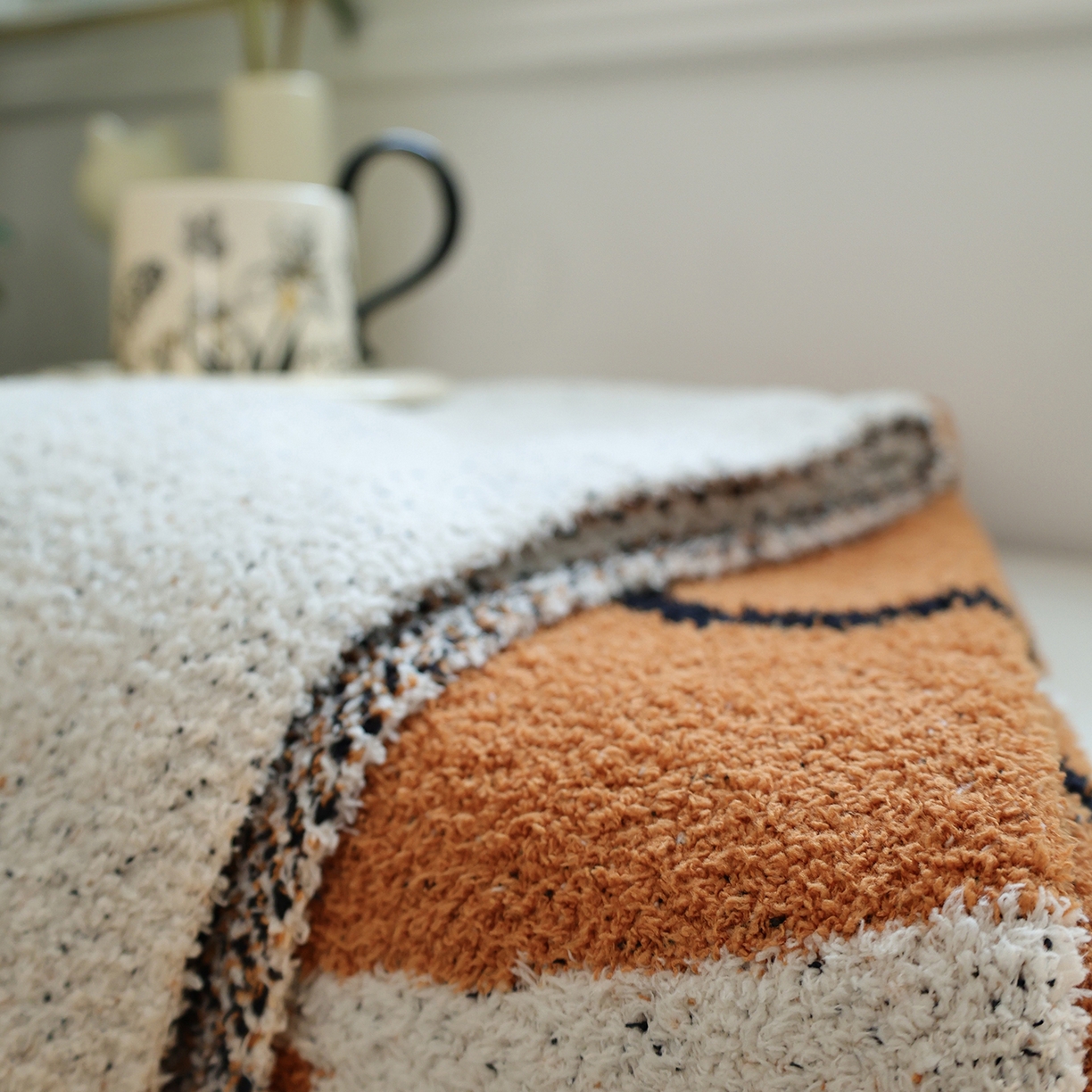 91家纺网 家纺一手货源 找家纺 （总）澜昕 酒店半边绒针织毯盖毯沙发垫家用卡通毛毯