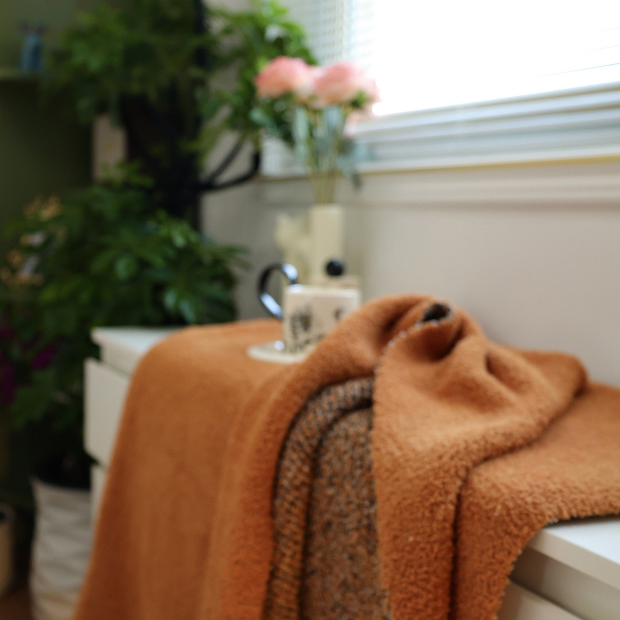 91家纺网 家纺一手货源 找家纺 澜昕 酒店半边绒针织毯盖毯沙发垫家用卡通毛毯 美拉德棕