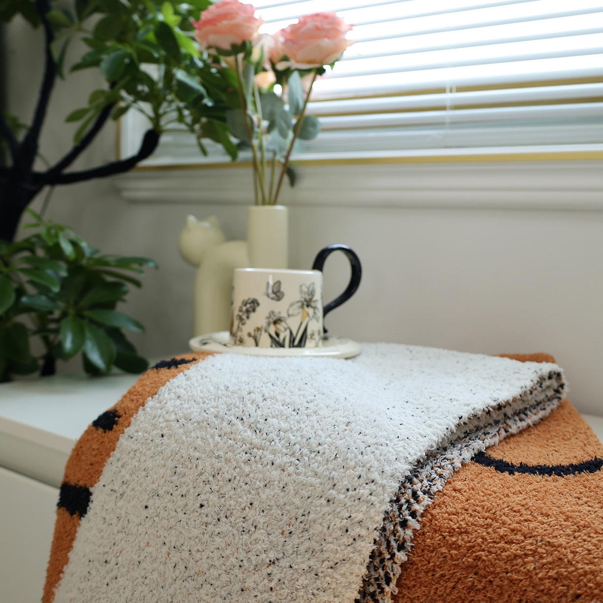 91家纺网 家纺一手货源 找家纺 澜昕  酒店半边绒针织毯盖毯沙发垫家用卡通毛毯 小老虎