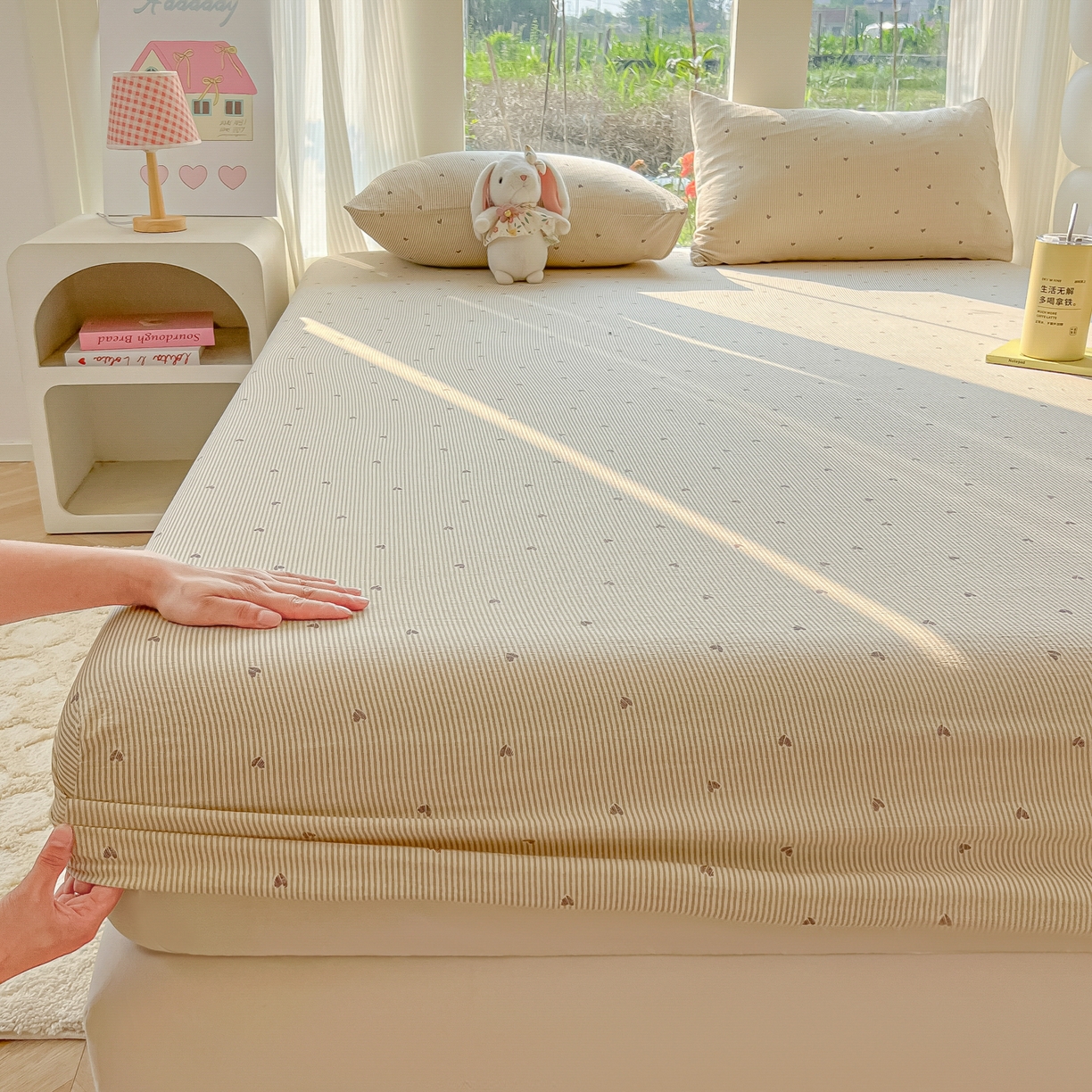 91家纺网 家纺一手货源 找家纺 （总）韩巢家纺 2025新款云感提花双层纱单床笠热销款防滑床笠单件