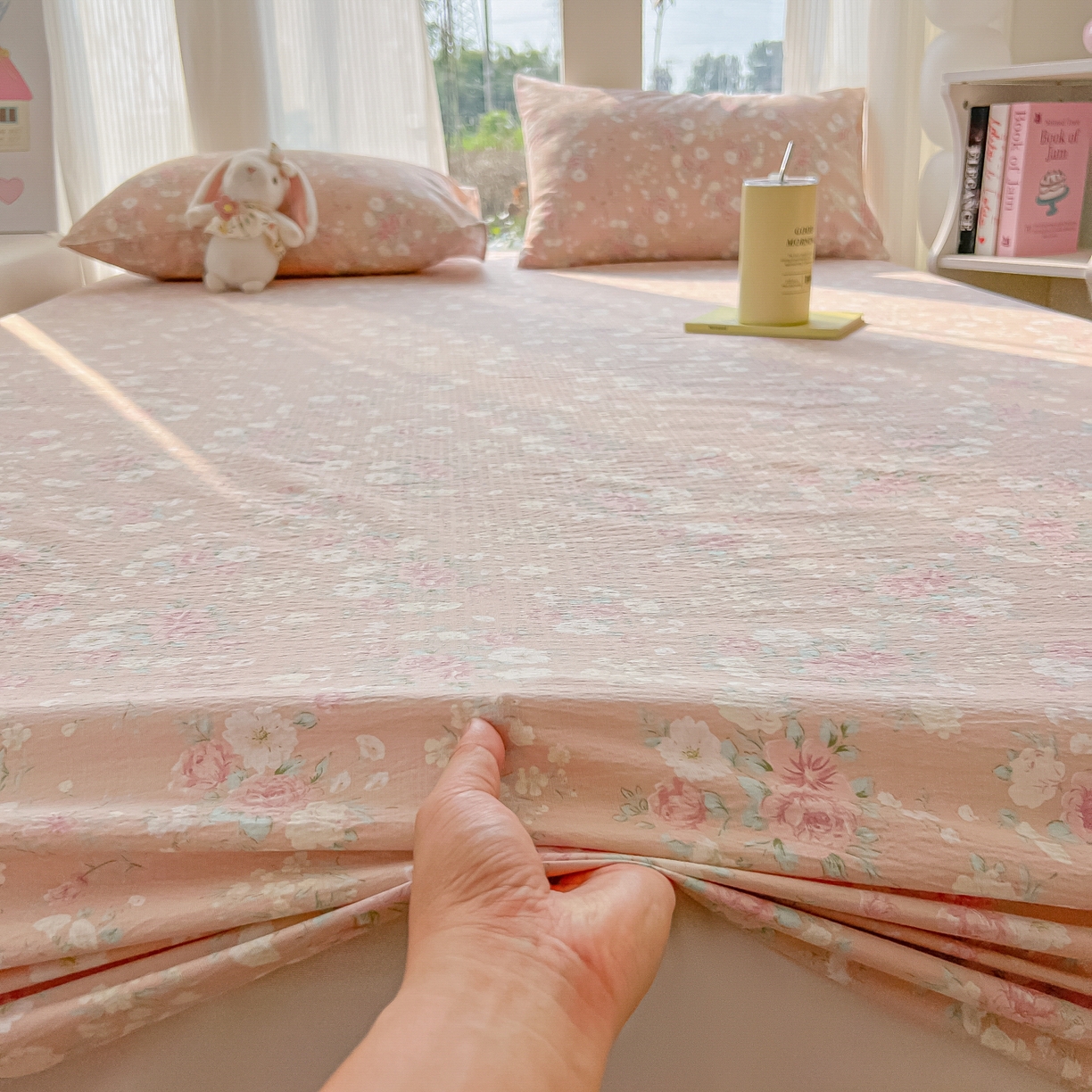 91家纺网 家纺一手货源 找家纺 韩巢家纺 2025新款云感提花双层纱单床笠热销款防滑床笠单件 爱如星辰