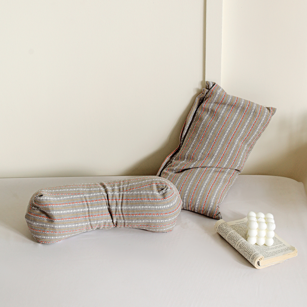 91家纺网 家纺一手货源 找家纺 （总）梦莱家纺 2025春夏新款三角牵引组合荞麦枕印花款枕头枕芯