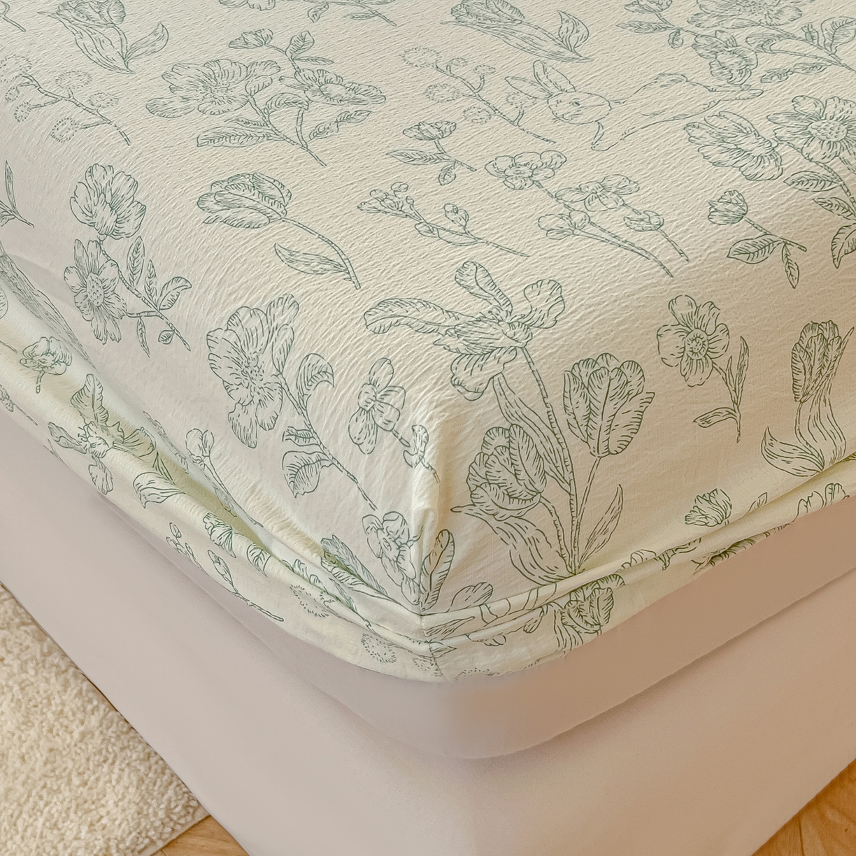 91家纺网 家纺一手货源 找家纺 韩巢家纺 2025新款云感提花双层纱单床笠热销款防滑床笠单件 海像森林