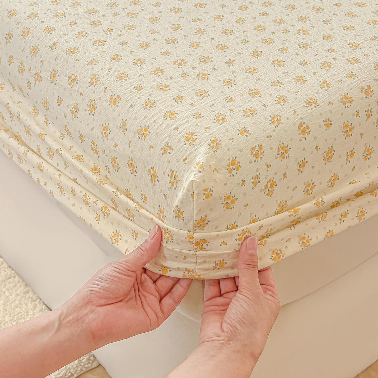 91家纺网 家纺一手货源 找家纺 韩巢家纺 2025新款云感提花双层纱单床笠热销款防滑床笠单件 橘子海