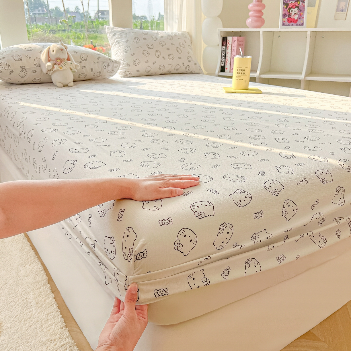 91家纺网 家纺一手货源 找家纺 韩巢家纺 2025新款云感提花双层纱单床笠热销款防滑床笠单件 猫咪恋人