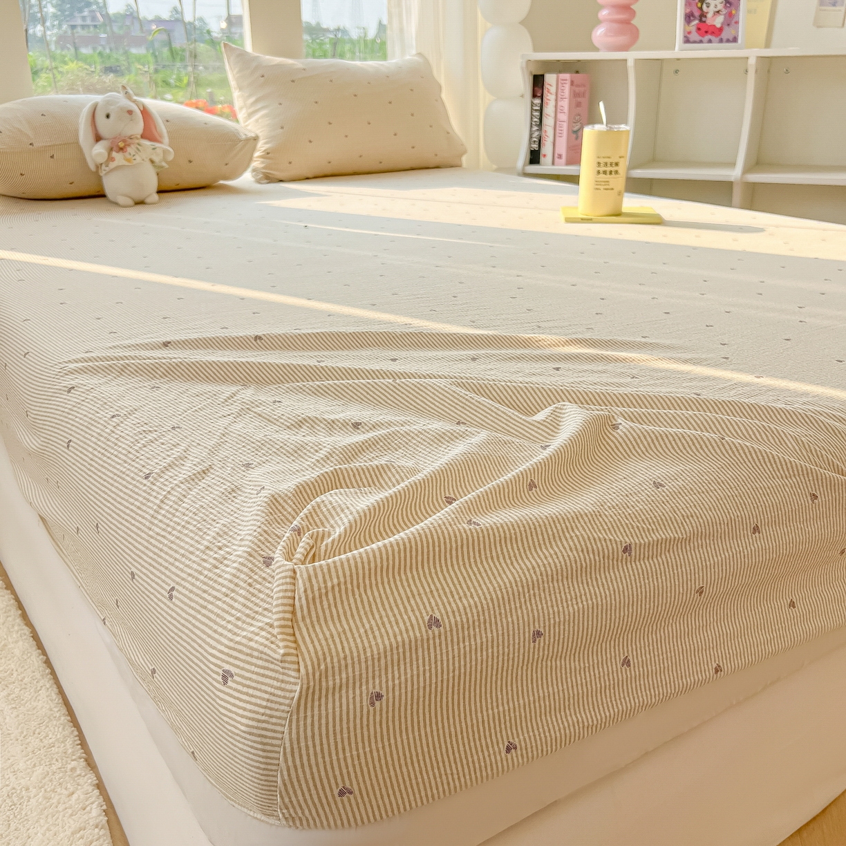 91家纺网 家纺一手货源 找家纺 韩巢家纺 2025新款云感提花双层纱单床笠热销款防滑床笠单件 米倾心