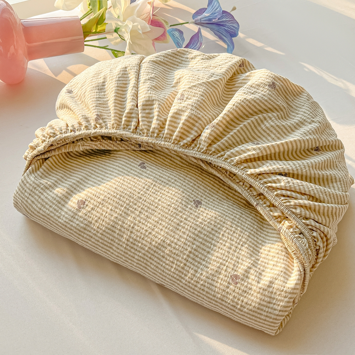 91家纺网 家纺一手货源 找家纺 韩巢家纺 2025新款云感提花双层纱单床笠热销款防滑床笠单件 米倾心