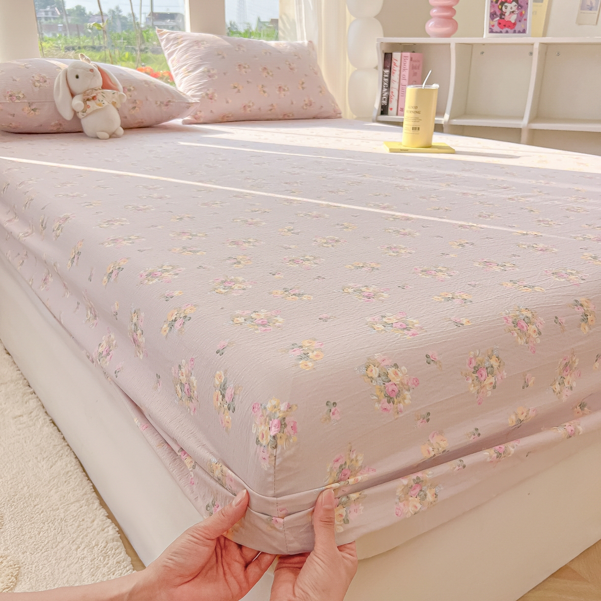 91家纺网 家纺一手货源 找家纺 韩巢家纺 2025新款云感提花双层纱单床笠热销款防滑床笠单件 奶油味的暗恋