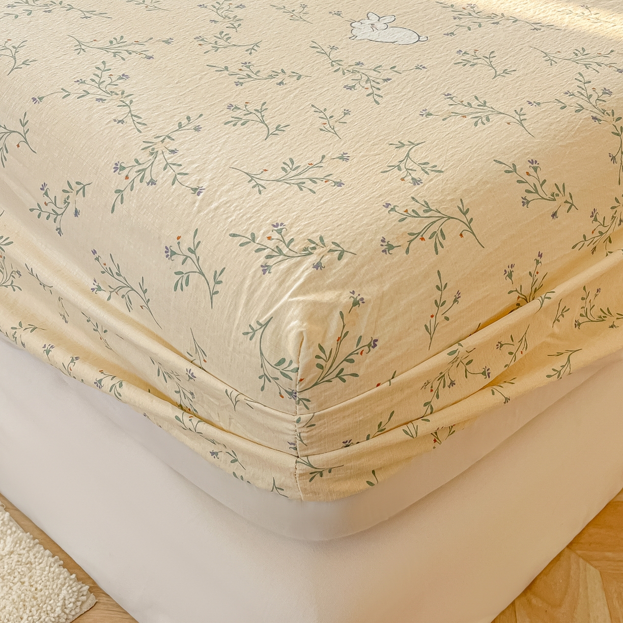 91家纺网 家纺一手货源 找家纺 韩巢家纺 2025新款云感提花双层纱单床笠热销款防滑床笠单件 森田野园