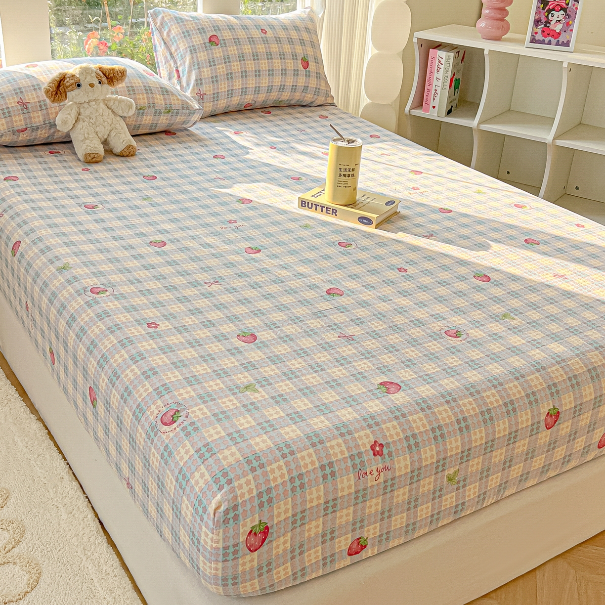 91家纺网 家纺一手货源 找家纺 韩巢家纺 2025新款云感提花双层纱单床笠热销款防滑床笠单件 有草莓的地方