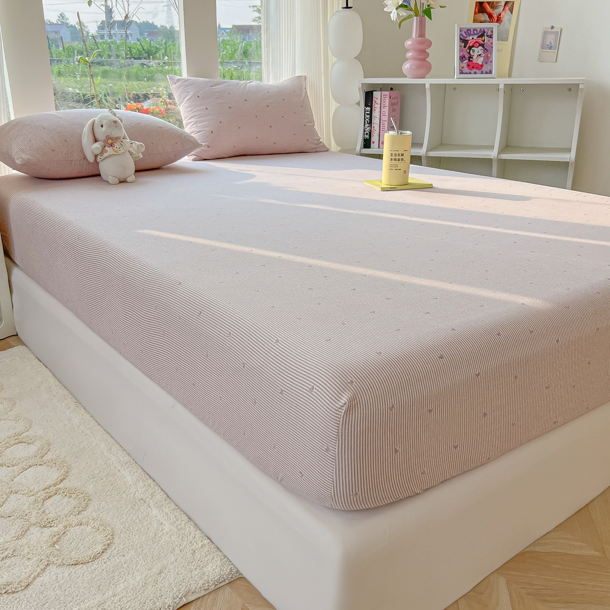 91家纺网 家纺一手货源 找家纺 韩巢家纺 2025新款云感提花双层纱单床笠热销款防滑床笠单件 紫倾心