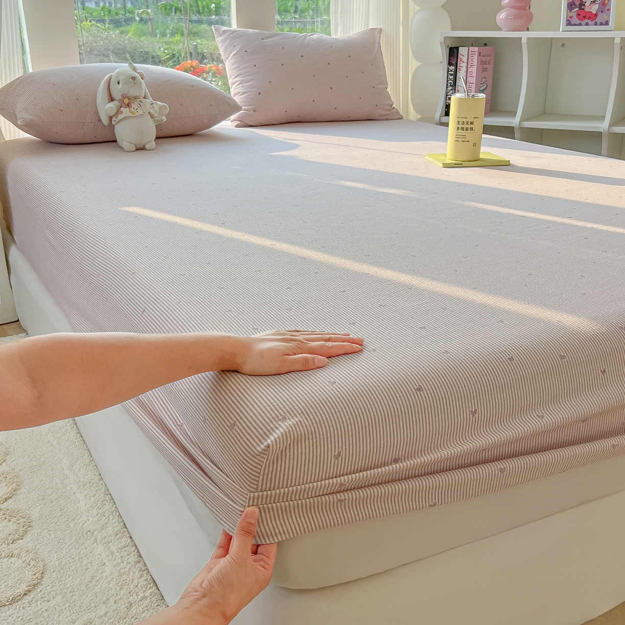 91家纺网 家纺一手货源 找家纺 韩巢家纺 2025新款云感提花双层纱单床笠热销款防滑床笠单件 紫倾心