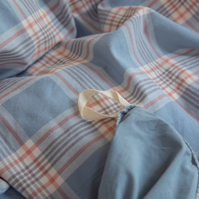 91家纺网 家纺一手货源 找家纺 柠萌家居 2025新款无印良品风色织水洗棉A类学生宿舍三件套 麦凯蓝