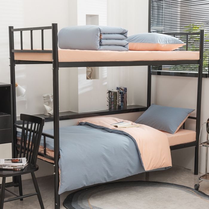 91家纺网 家纺一手货源 找家纺 柠萌家居 2025新款无印良品风色织水洗棉A类学生宿舍三件套 浅蓝粉