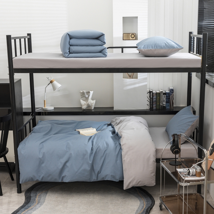 91家纺网 家纺一手货源 找家纺 柠萌家居 2025新款无印良品风色织水洗棉A类学生宿舍三件套 浅蓝灰