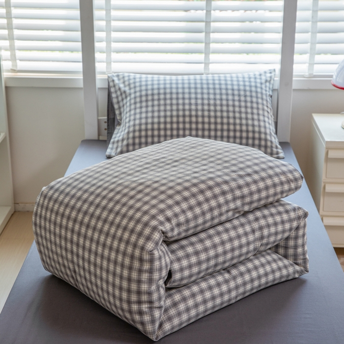 91家纺网 家纺一手货源 找家纺 柠萌家居 2025新款无印良品风色织水洗棉A类学生宿舍三件套 尚品灰