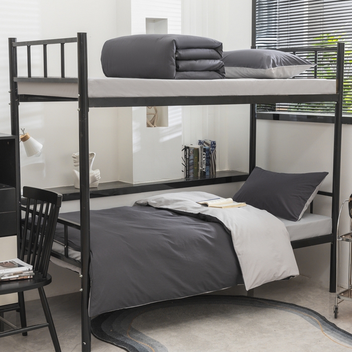 91家纺网 家纺一手货源 找家纺 柠萌家居 2025新款无印良品风色织水洗棉A类学生宿舍三件套 深灰浅灰