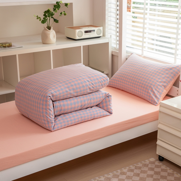 91家纺网 家纺一手货源 找家纺 柠萌家居 2025新款无印良品风色织水洗棉A类学生宿舍三件套 星辰蓝桔