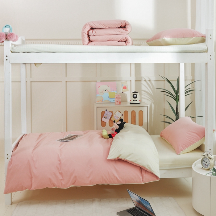 91家纺网 家纺一手货源 找家纺 柠萌家居 2025新款无印良品风色织水洗棉A类学生宿舍三件套 豆沙+奶黄