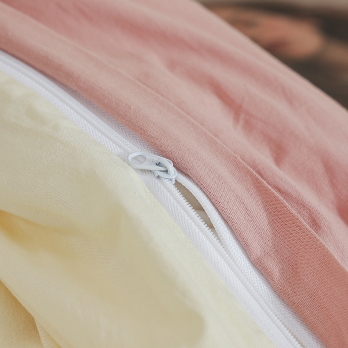 91家纺网 家纺一手货源 找家纺 柠萌家居 2025新款无印良品风色织水洗棉A类学生宿舍三件套 豆沙+奶黄