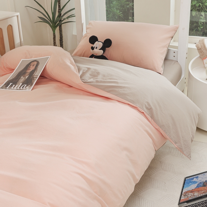 91家纺网 家纺一手货源 找家纺 柠萌家居 2025新款无印良品风色织水洗棉A类学生宿舍三件套 粉卡其