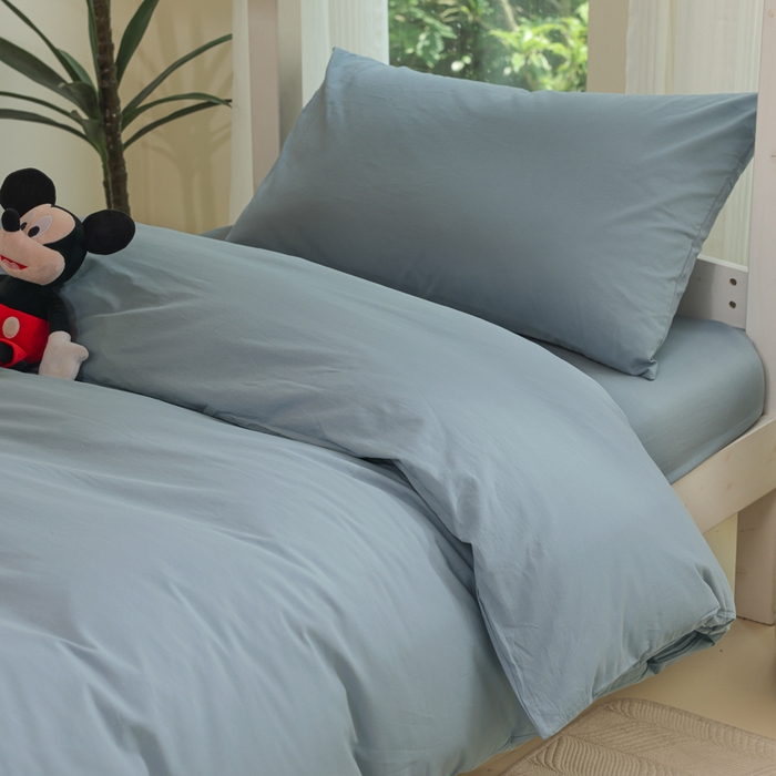 91家纺网 家纺一手货源 找家纺 柠萌家居 2025新款无印良品风色织水洗棉A类学生宿舍三件套 浅蓝