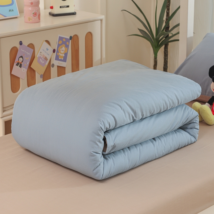 91家纺网 家纺一手货源 找家纺 柠萌家居 2025新款无印良品风色织水洗棉A类学生宿舍三件套 浅蓝+卡其