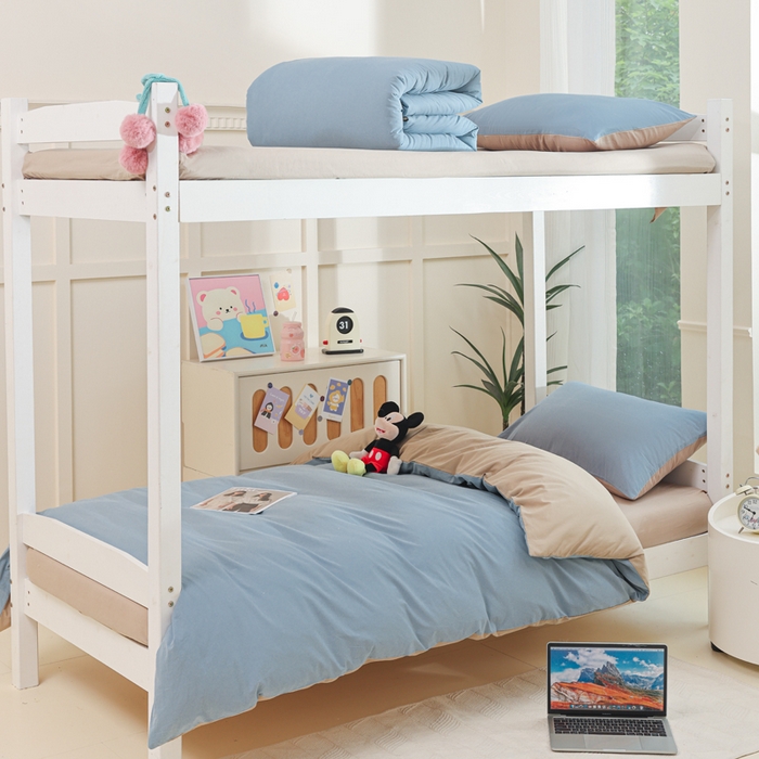 91家纺网 家纺一手货源 找家纺 柠萌家居 2025新款无印良品风色织水洗棉A类学生宿舍三件套 浅蓝+卡其