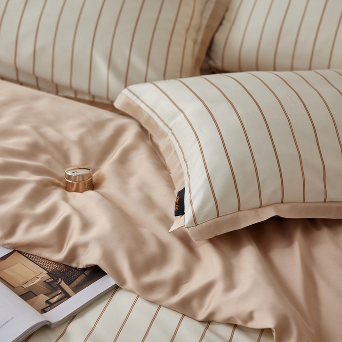 91家纺网 家纺一手货源 找家纺 （总）安莱生活 2025年新款60支兰精天丝数码印花条纹时尚款四件套