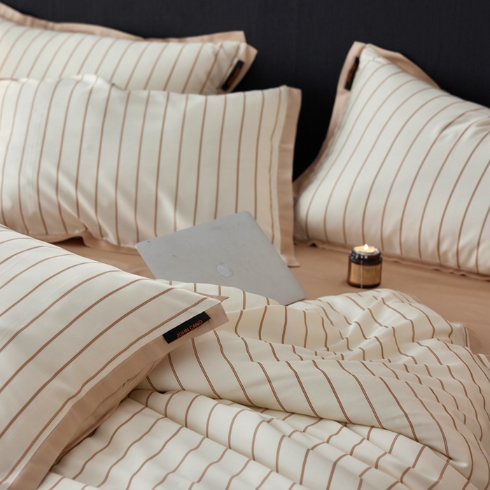 91家纺网 家纺一手货源 找家纺 （总）安莱生活 2025年新款60支兰精天丝数码印花条纹时尚款四件套