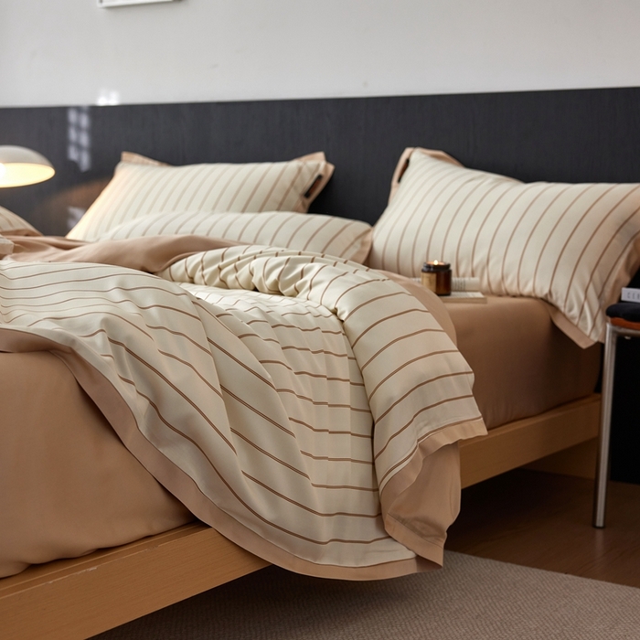 91家纺网 家纺一手货源 找家纺 （总）安莱生活 2025年新款60支兰精天丝数码印花条纹时尚款四件套