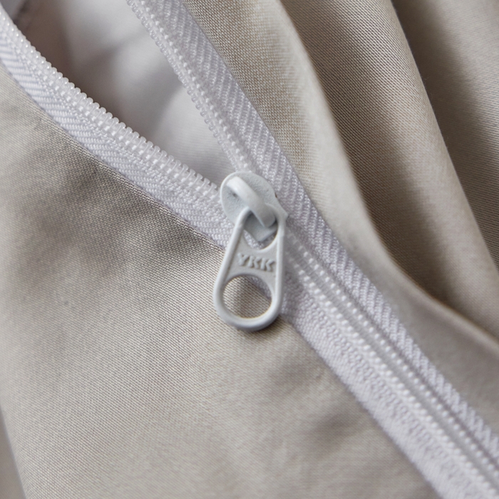 91家纺网 家纺一手货源 找家纺 安莱生活 2025年新款60支兰精天丝数码印花条纹时尚款四件套 黛夏-灰