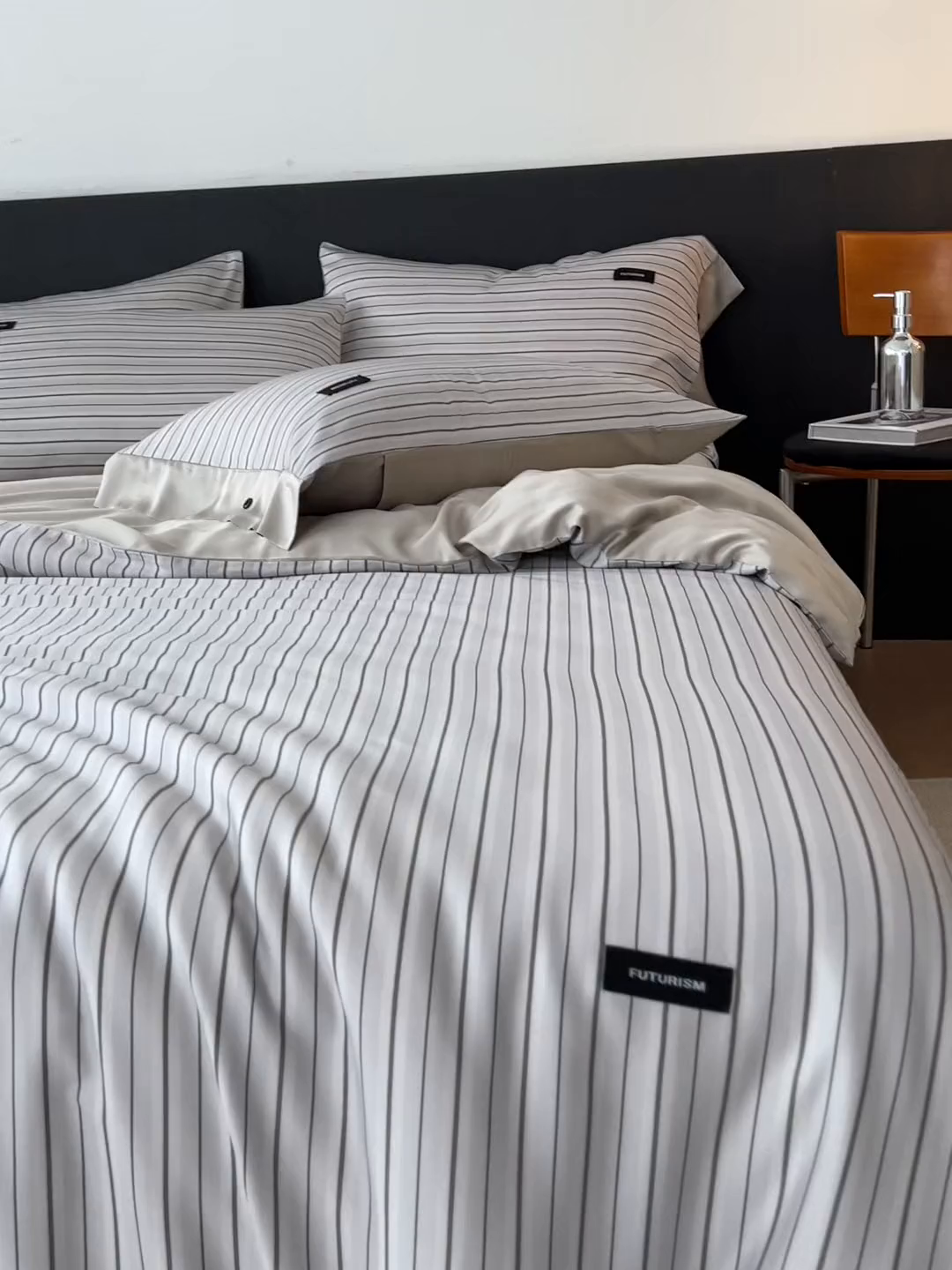 91家纺网 家纺一手货源 找家纺 安莱生活 2025年新款60支兰精天丝数码印花条纹时尚款四件套 黛夏-灰