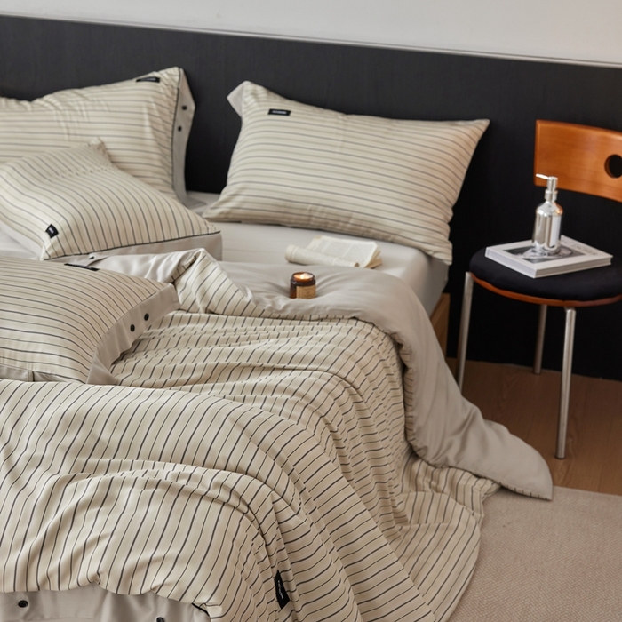 91家纺网 家纺一手货源 找家纺 安莱生活 2025年新款60支兰精天丝数码印花条纹时尚款四件套 织锦-黄