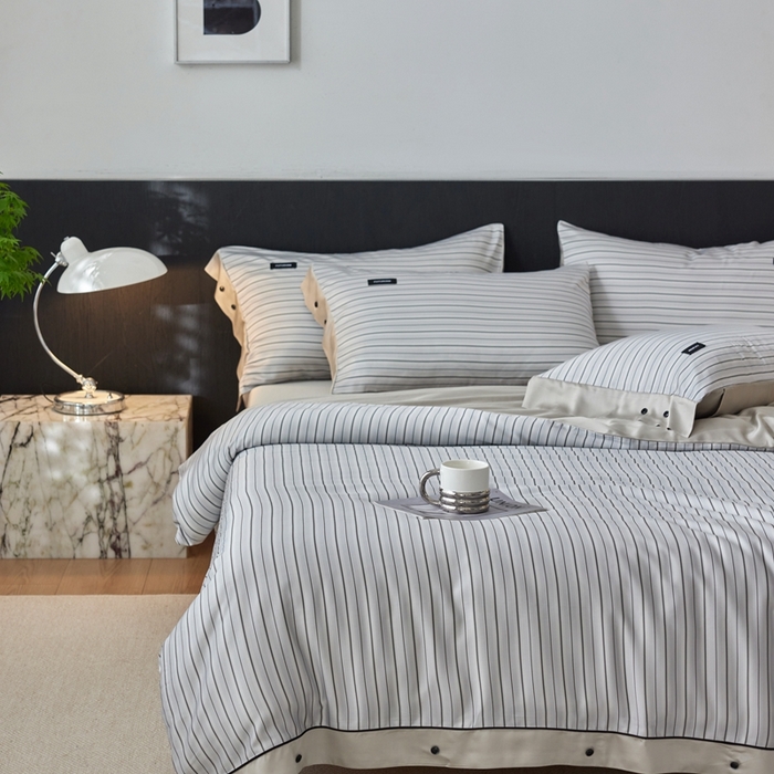 91家纺网 家纺一手货源 找家纺 安莱生活 2025年新款60支兰精天丝数码印花条纹时尚款四件套 织锦-灰