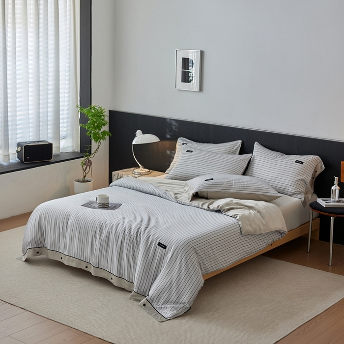 91家纺网 家纺一手货源 找家纺 安莱生活 2025年新款60支兰精天丝数码印花条纹时尚款四件套 织锦-灰