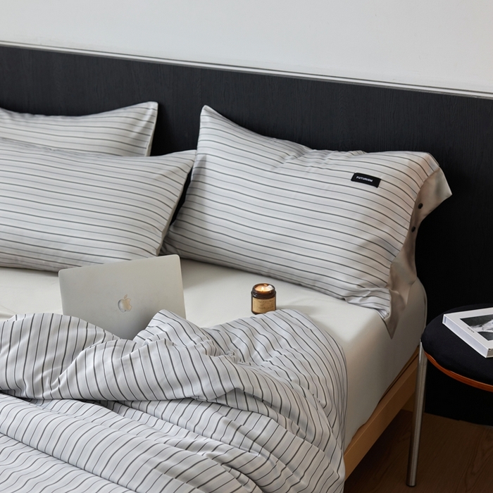 91家纺网 家纺一手货源 找家纺 安莱生活 2025年新款60支兰精天丝数码印花条纹时尚款四件套 织锦-灰