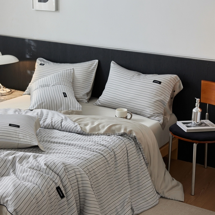 91家纺网 家纺一手货源 找家纺 安莱生活 2025年新款60支兰精天丝数码印花条纹时尚款四件套 织锦-灰