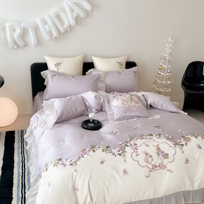 91家纺网 家纺一手货源 找家纺 （总）佳汐蓝家纺 2025春夏新品60s天丝刺绣四件套-兔子花园