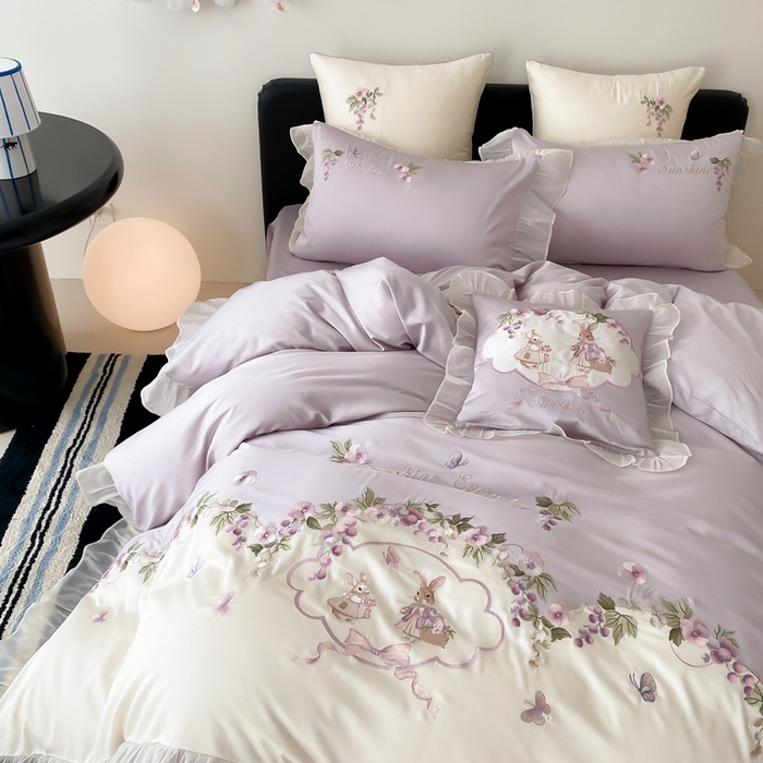 91家纺网 家纺一手货源 找家纺 （总）佳汐蓝家纺 2025春夏新品60s天丝刺绣四件套-兔子花园