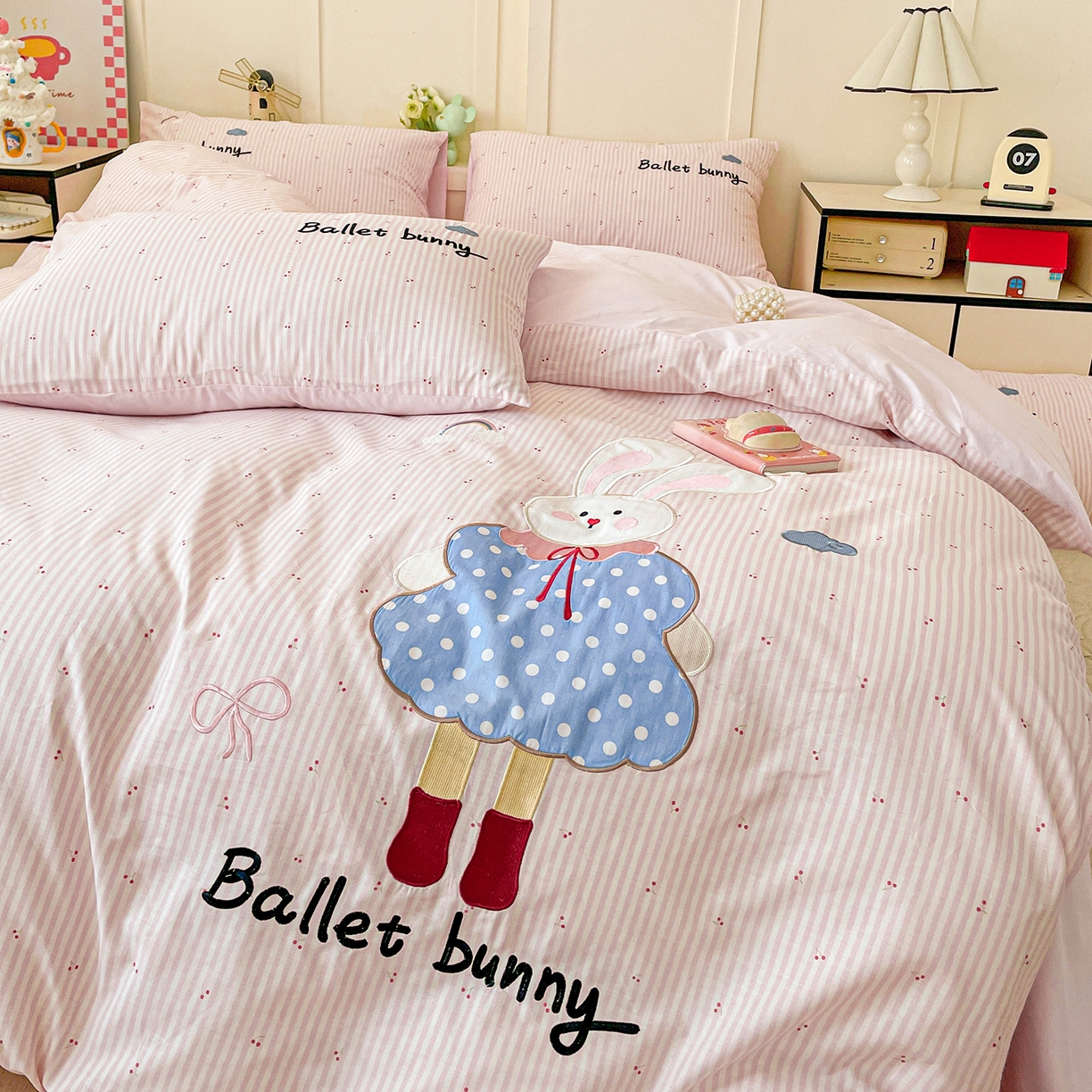 91家纺网 家纺一手货源 找家纺 （总）娜娜 2025新款13376全棉贴布绣四件套